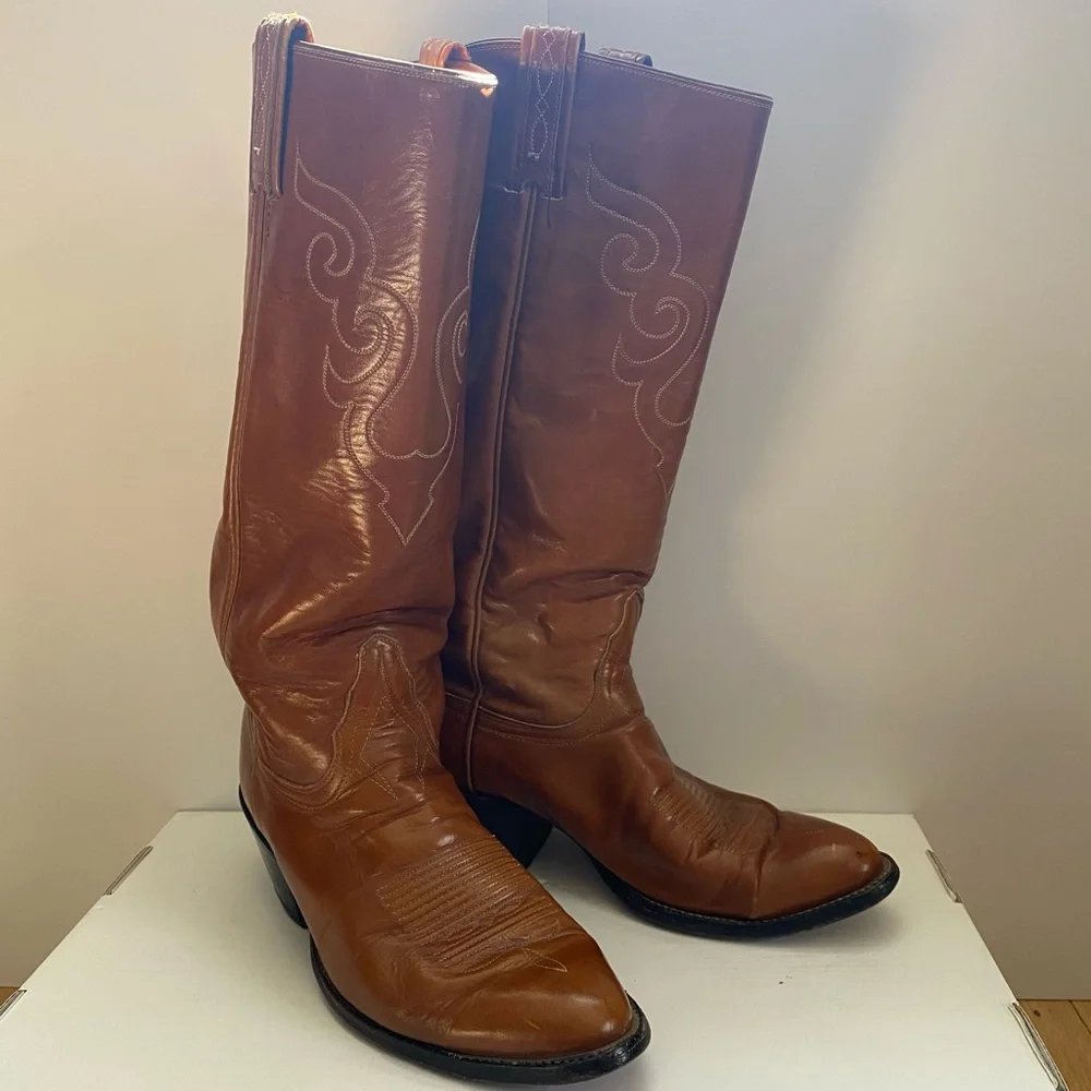 Tony Lama Tan Leather Heeled Boots - Picture 1 of 16